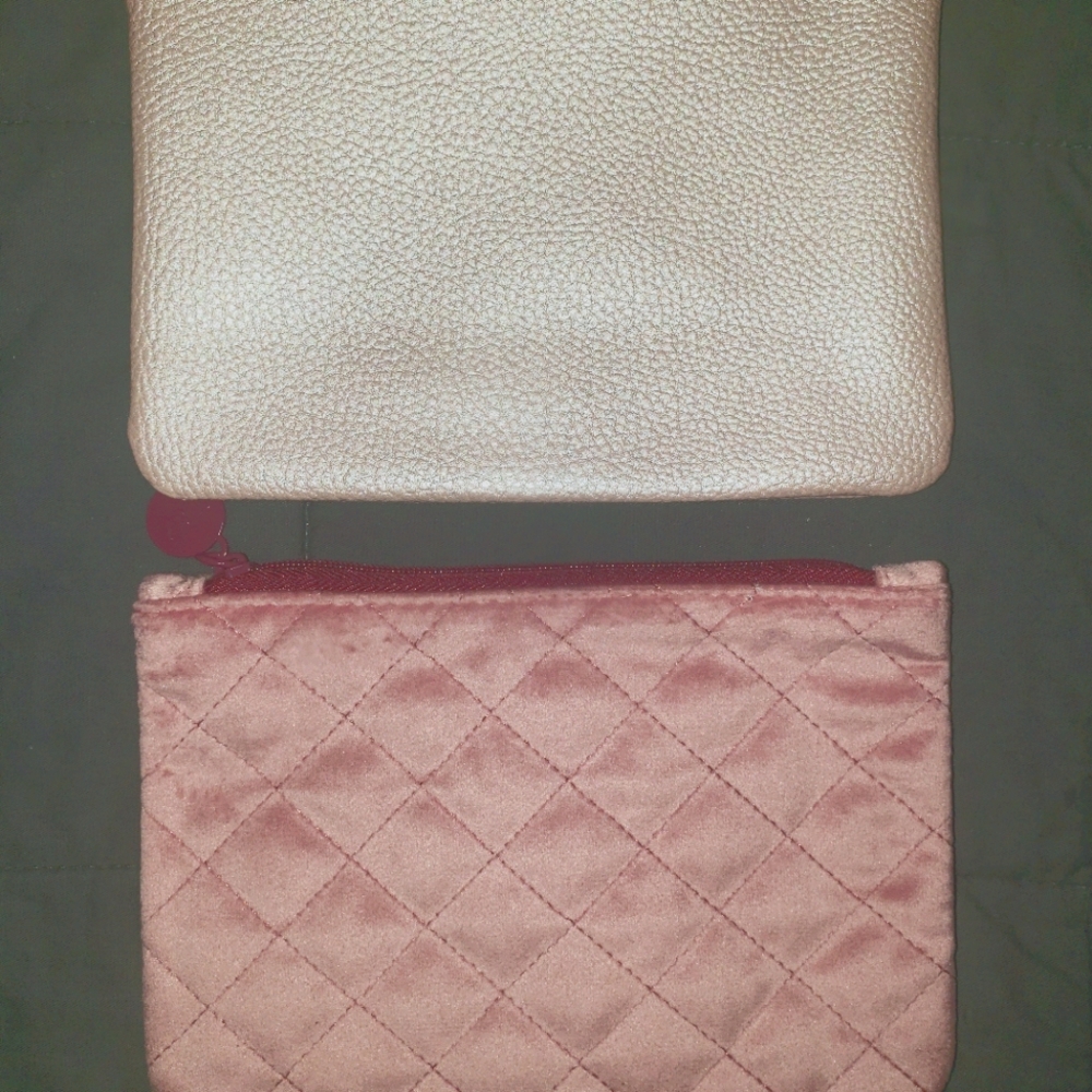 ✨FREE with purchase✨ Set of 2 Ipsy makeup bags